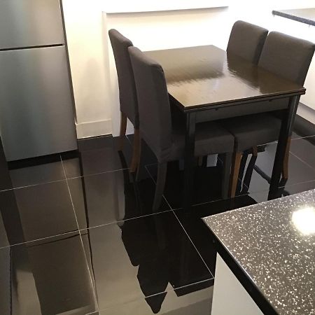 런던 Residential Quarters, General Gordon Square 아파트 외부 사진