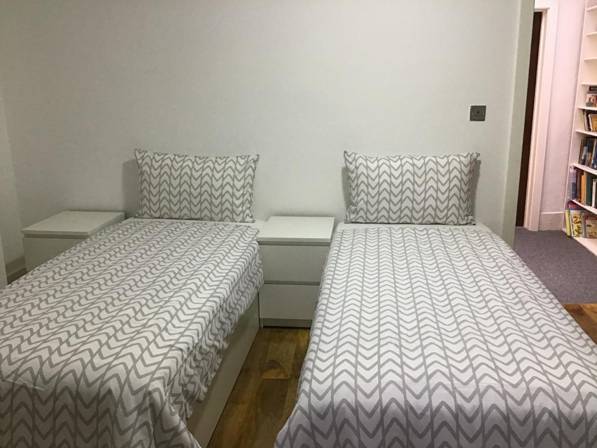 런던 Residential Quarters, General Gordon Square 아파트 외부 사진
